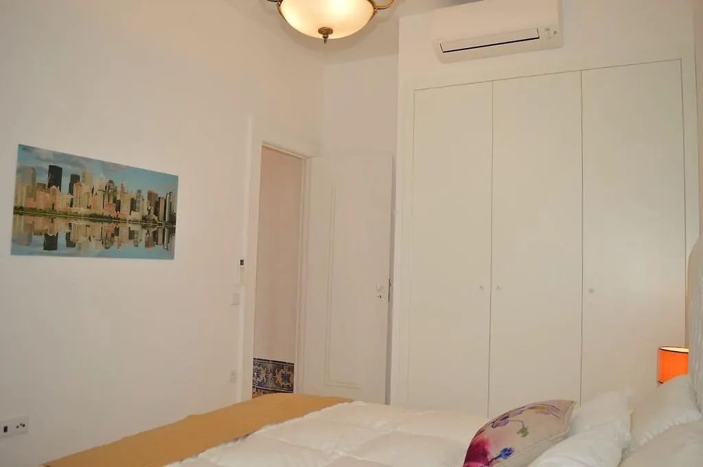 Chiado 3 Bedroom Luxury Apartment Lissabon Portugal