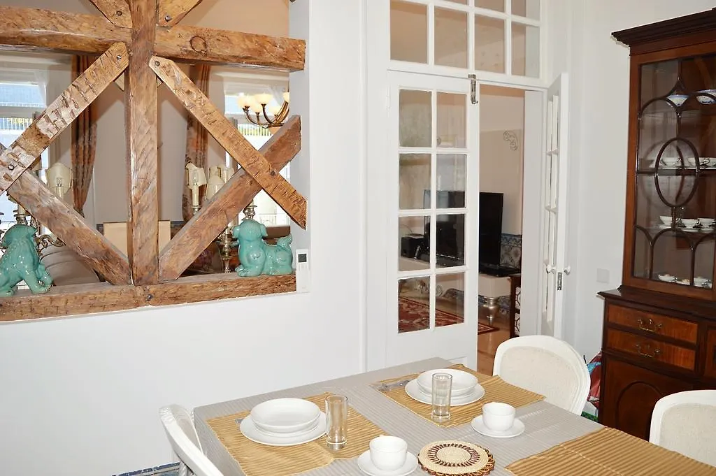 Chiado 3 Bedroom Luxury Apartment Lissabon